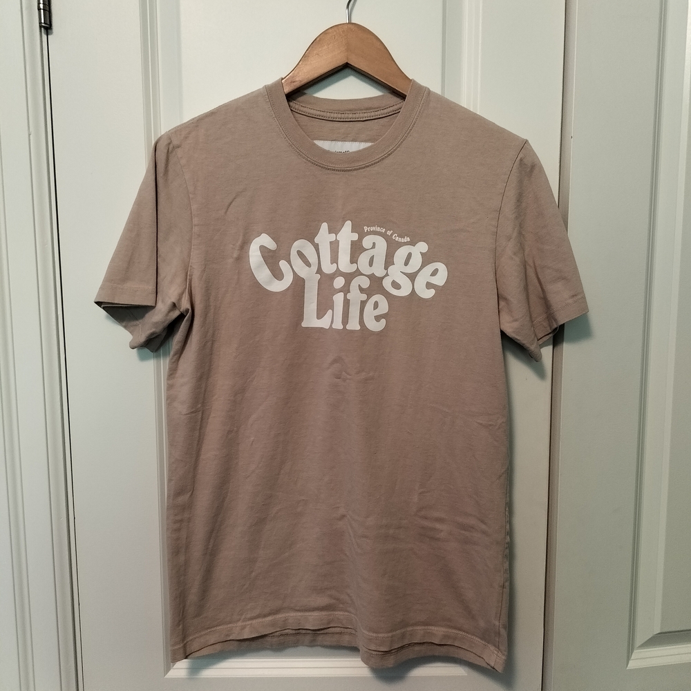 Province Of Canada Cottage Life Graphic T-Shirt XS